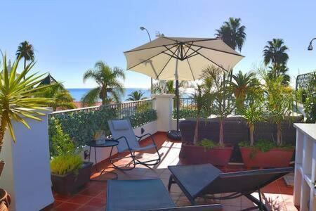 נרחה Apartamento En Primera Linea De Playa מראה חיצוני תמונה